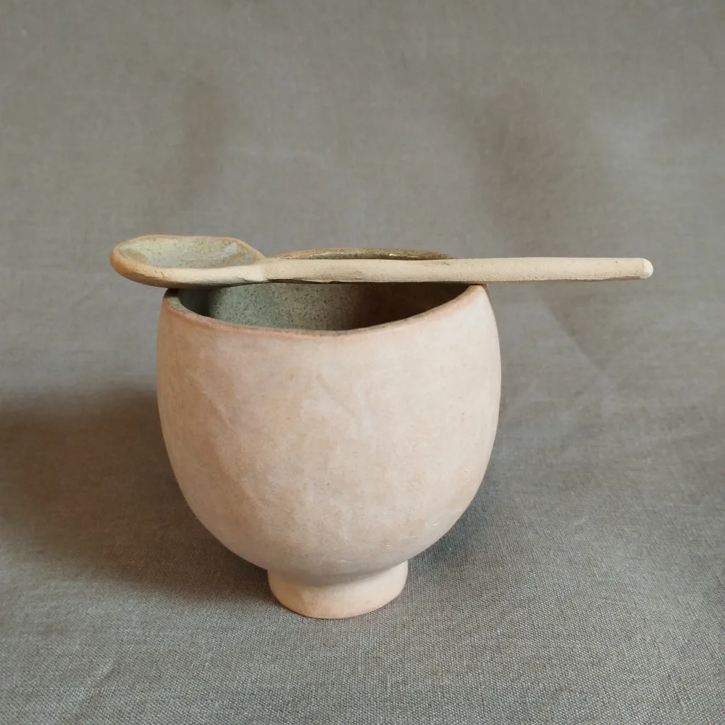 Bol et cuillère en grès roux